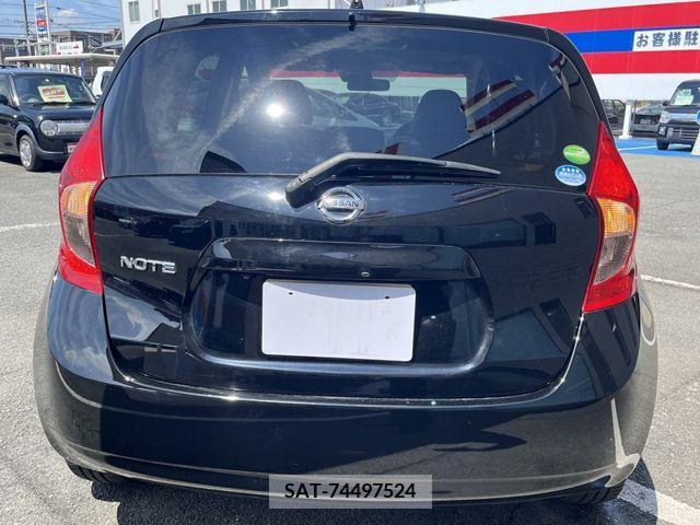 Nissan NOTE 2014-11 365338-5