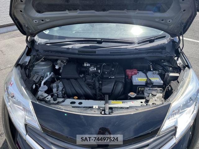 Nissan NOTE 2014-11 365338-17