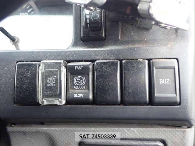 Mazda TITAN 2009-02 212756-15