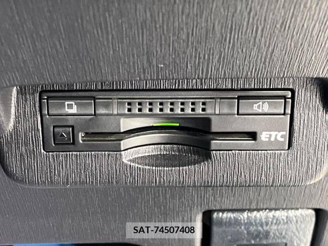 Toyota PRIUS ALPHA 2015-05 214547-6
