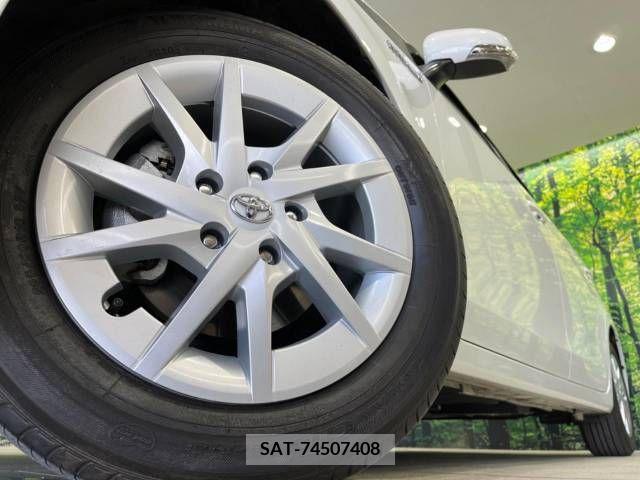 Toyota PRIUS ALPHA 2015-05 214547-13