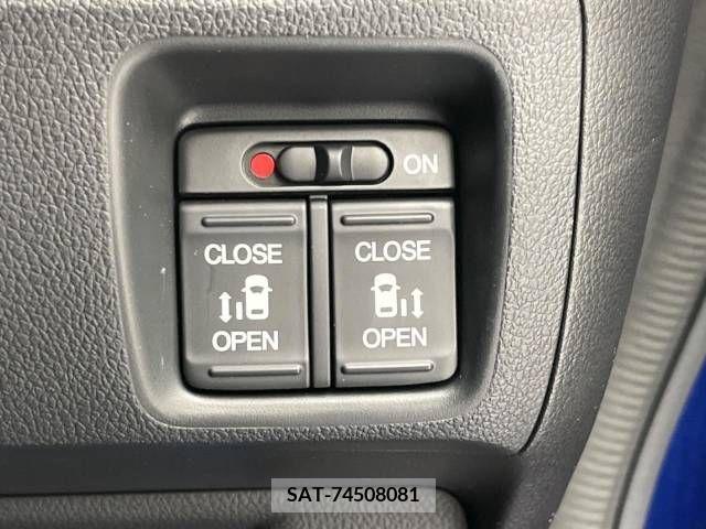 Honda N BOX CUSTOM 2015-09 336819-2
