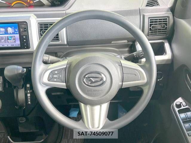 Daihatsu WAKE 2017-08 342859-11