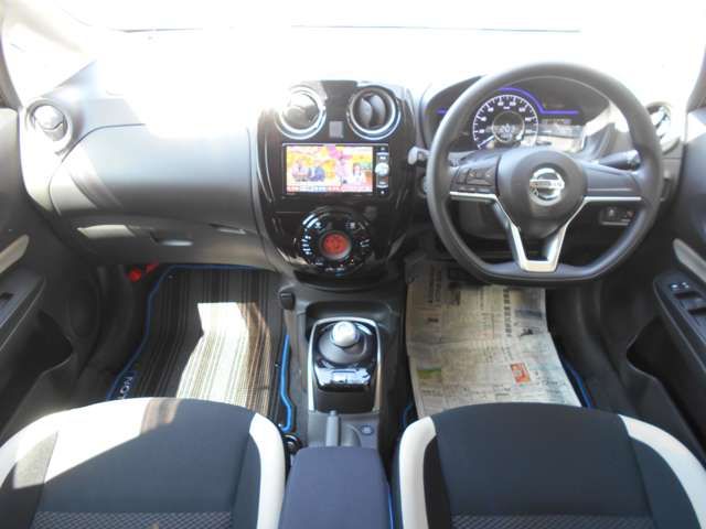 Nissan NOTE 2018-06 3545-2