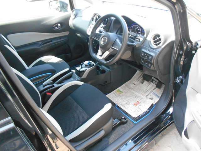 Nissan NOTE 2018-06 3545-8