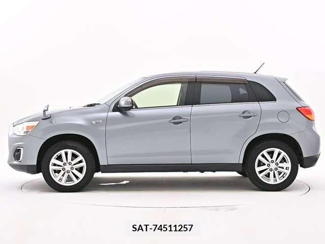 Mitsubishi RVR 2014-03 283875-2