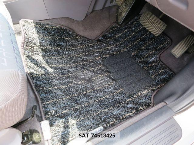 Nissan AVENIR 2001-08 326787-19
