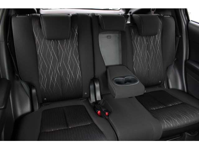 Mitsubishi ECLIPSE CROSS 2018-03 1343-11