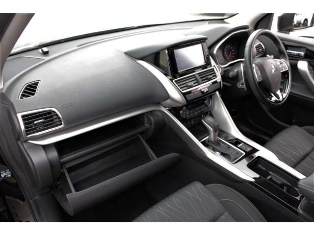 Mitsubishi ECLIPSE CROSS 2018-03 1343-4