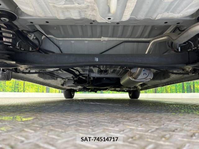 Honda N BOX CUSTOM 2019-05 246263-19