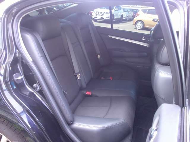 Nissan SKYLINE 2014-09 10722-8