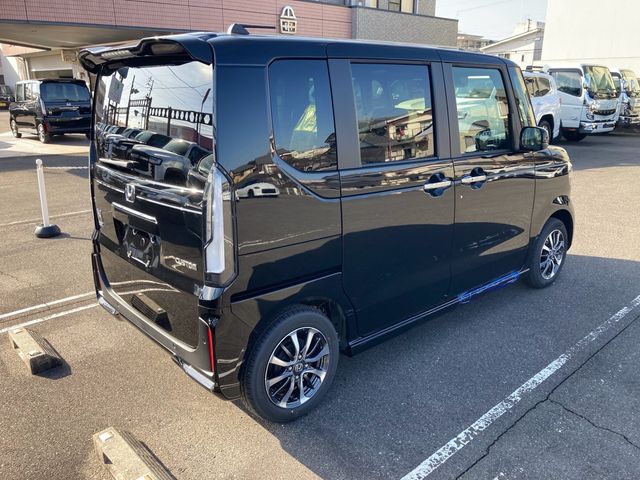 Honda N BOX CUSTOM 2023-12 28940-5