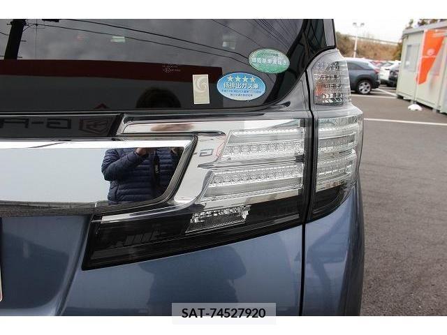 Toyota VELLFIRE 2015-08 223956-10