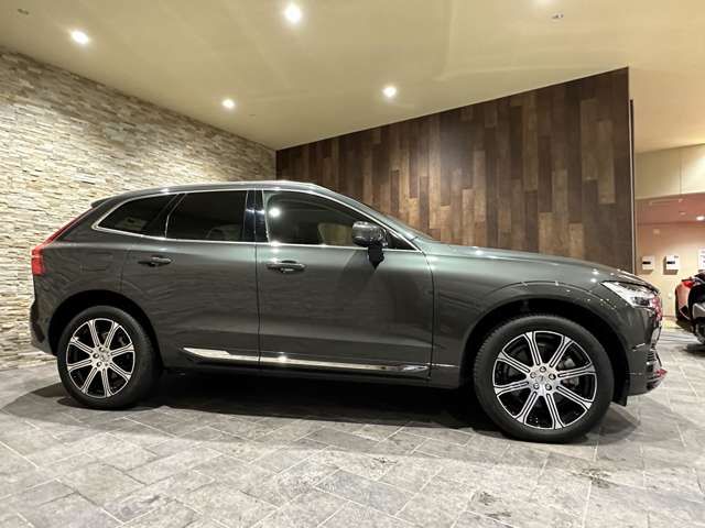 Volvo XC60 2019-09 17716-4