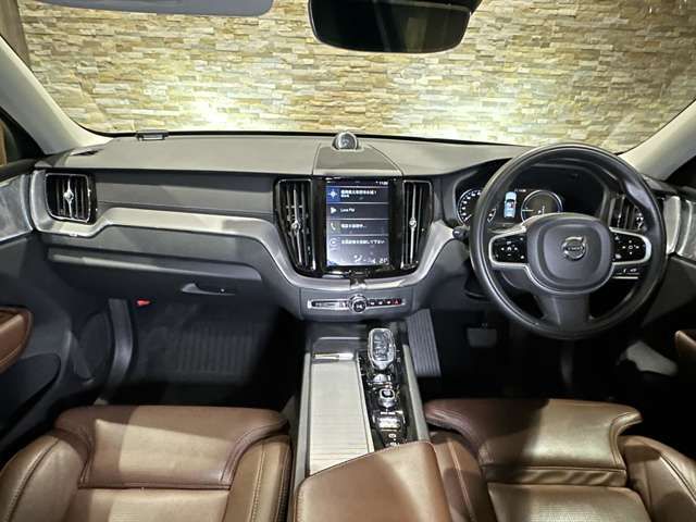 Volvo XC60 2019-09 17716-14