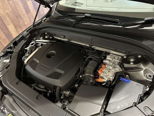 Volvo XC60 2019-09 17716-13