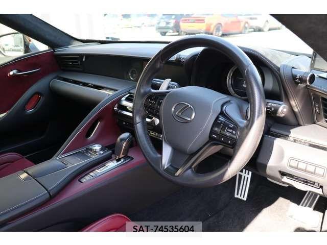 Lexus LC 2017-07 200858-11