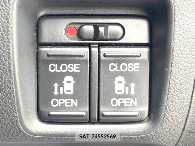 Honda N BOX CUSTOM 2013-03 387062-4