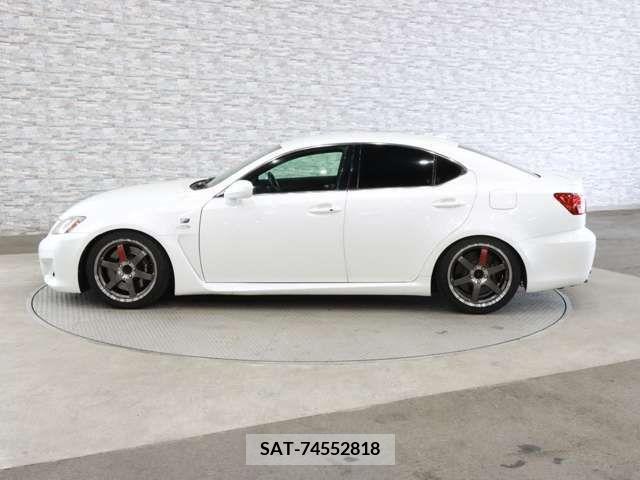Lexus IS F 2009-04 275361-10