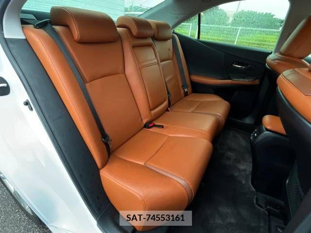 Lexus HS 2011-04 299783-9