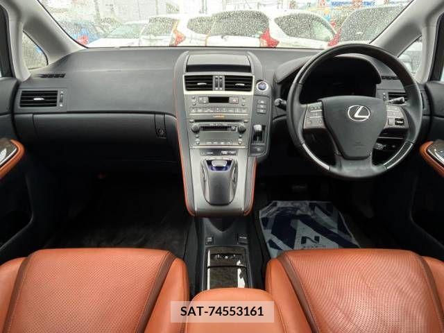 Lexus HS 2011-04 299783-1