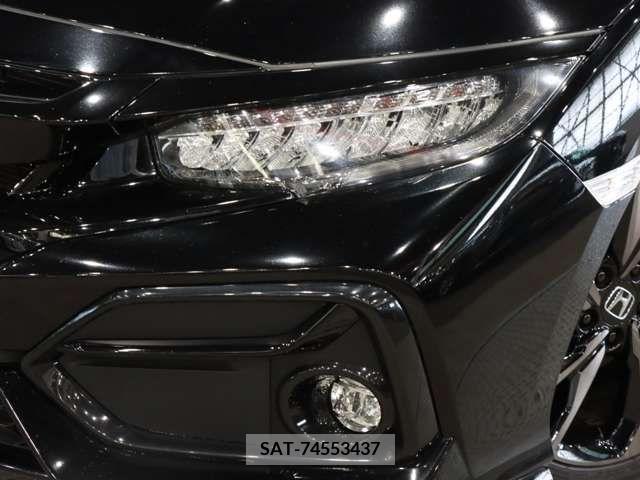 Honda CIVIC 2021-03 236632-14