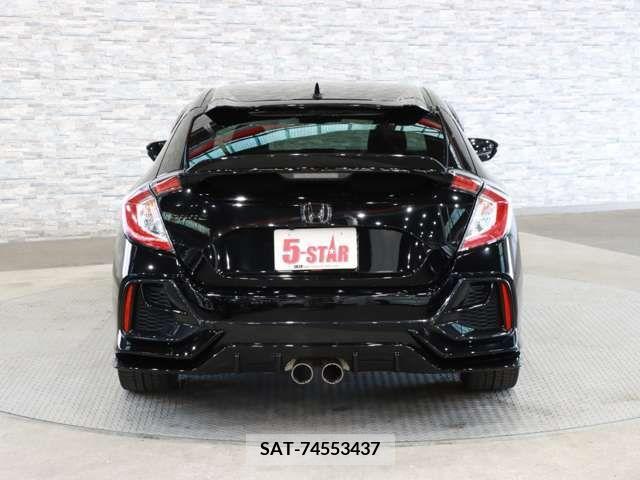 Honda CIVIC 2021-03 236632-13