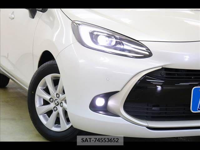 Toyota AQUA 2021-08 356317-24