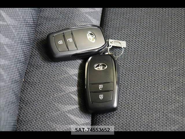 Toyota AQUA 2021-08 356317-4