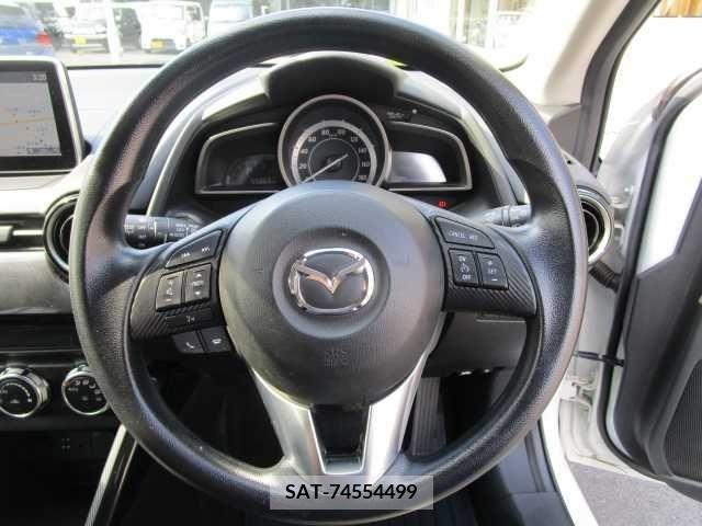 Mazda DEMIO 2015-04 327971-16