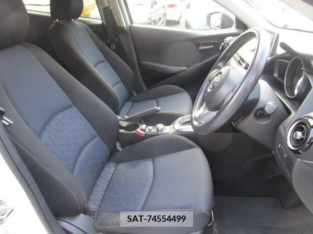 Mazda DEMIO 2015-04 327971-12