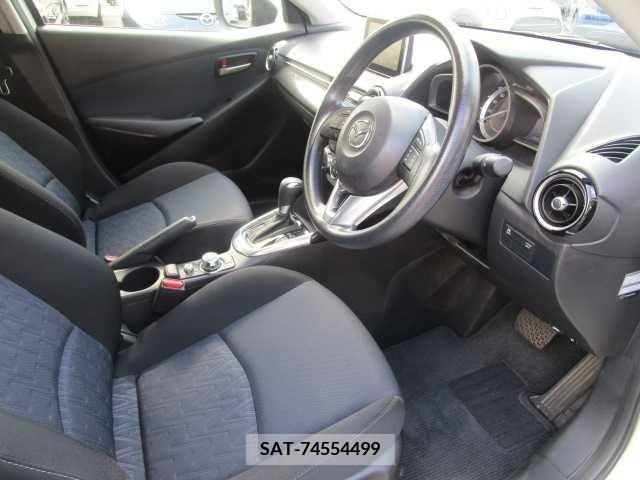 Mazda DEMIO 2015-04 327971-11