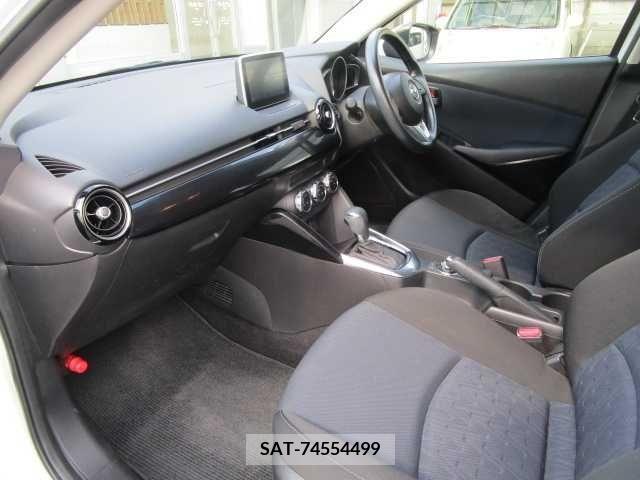 Mazda DEMIO 2015-04 327971-25