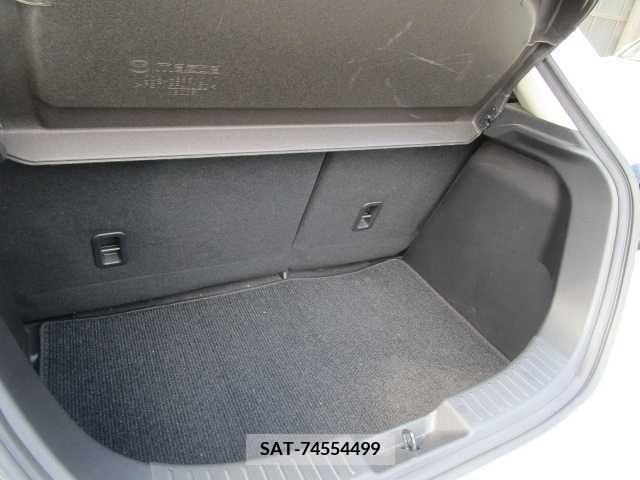 Mazda DEMIO 2015-04 327971-24