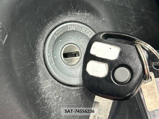 Suzuki ALTO 2015-01 349330-7