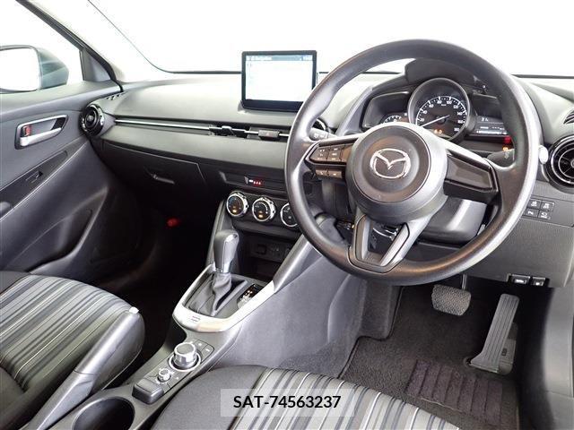 Mazda MAZDA2 2022-06 336411-24