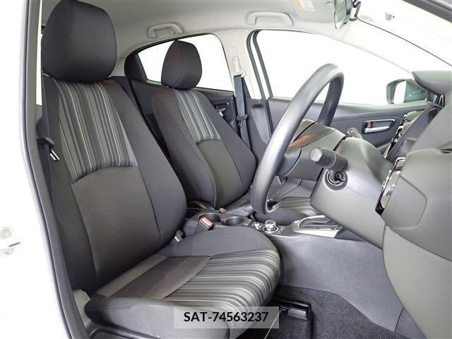 Mazda MAZDA2 2022-06 336411-23