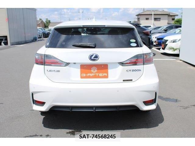 Lexus CT 2015-07 362703-8