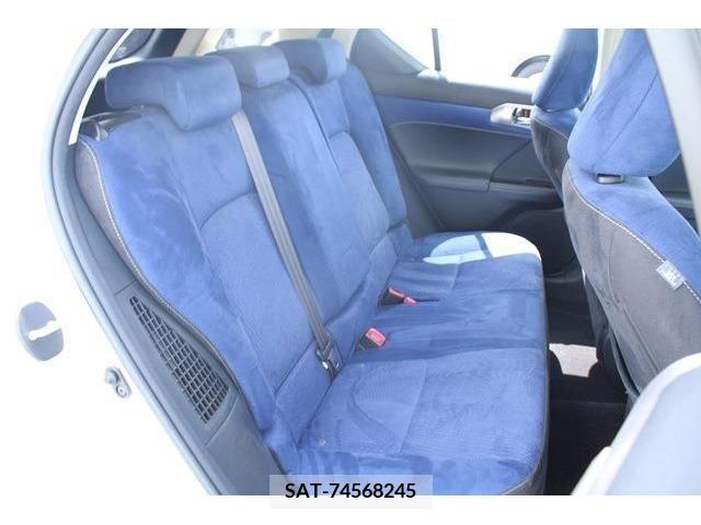 Lexus CT 2015-07 362703-14