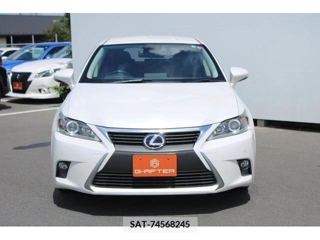 Lexus CT 2015-07 362703-6