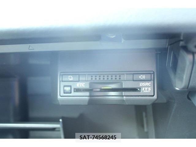 Lexus CT 2015-07 362703-4