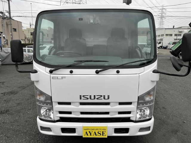 Isuzu ELF TRUCK 2013-06 189105-1