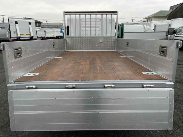 Isuzu ELF TRUCK 2013-06 189105-6