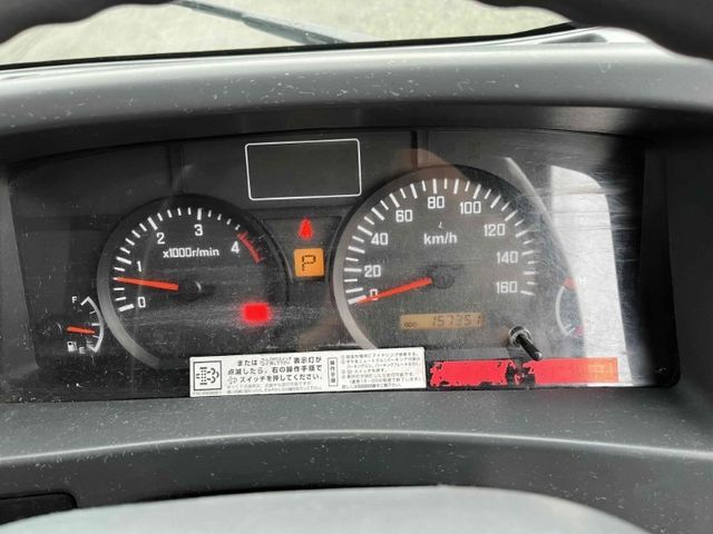 Isuzu ELF TRUCK 2013-06 189105-19