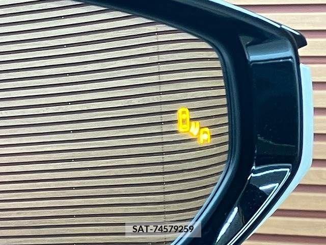 Lexus UX 2023-03 213135-5