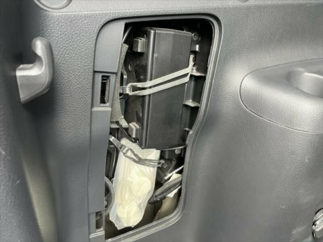 Toyota VANGUARD 2010-11 186914-13