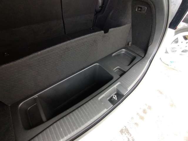 Honda VEZEL 2018-01 5519-15