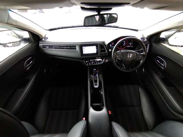 Honda VEZEL 2018-01 5519-3