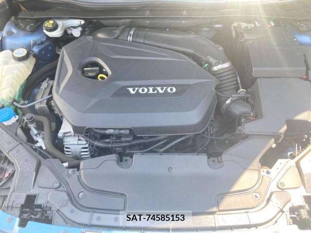 Volvo V40 2015-07 370217-19
