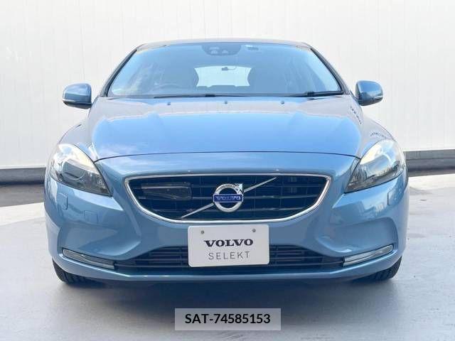 Volvo V40 2015-07 370217-16